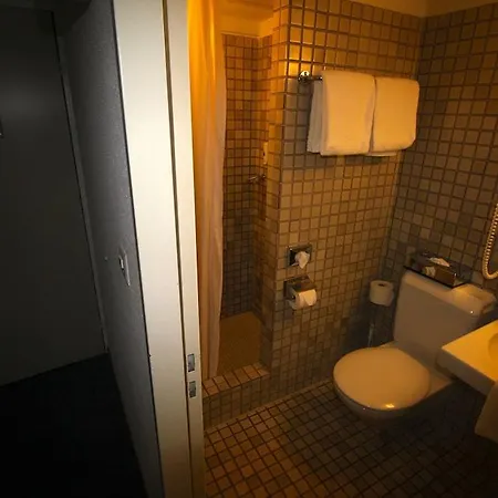 Hotel X-tra Zurigo